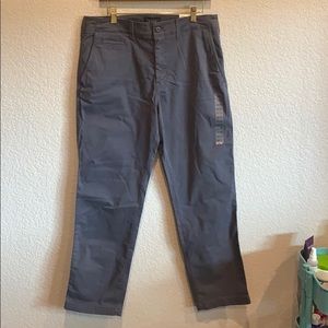 AE Extreme Flex straight cargo